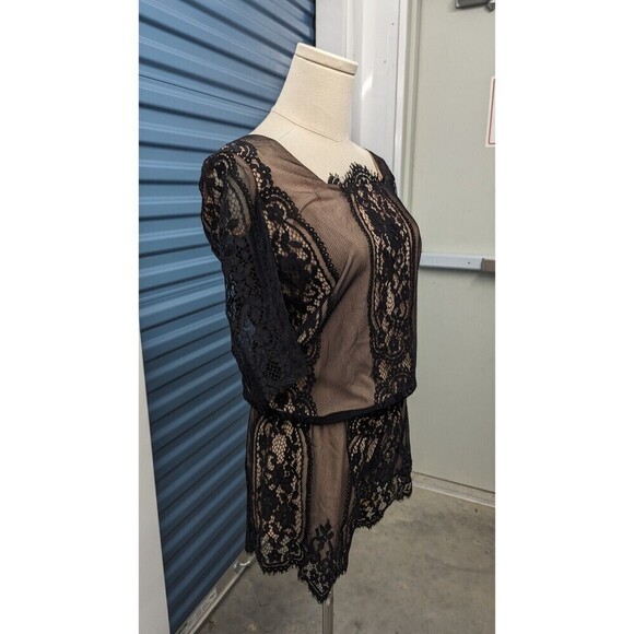 ALEXIS Lace Overlay Nude Lined 3/4 Sleeve Elastic Waist‎ Romper XS - Picture 3 of 8